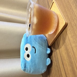 Bubbly Little Miss Earl